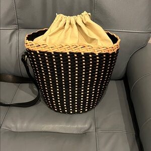 Vera Pelle Black and Tan Woven Bucket Bag